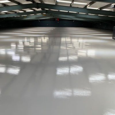 London Moss Automotive new pump screed floor with Flowcrete SF41 coating