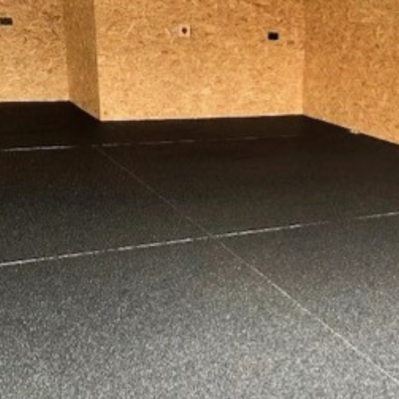 epoxy resin bound for renovating a garage floor in Cambridge by Azzotech